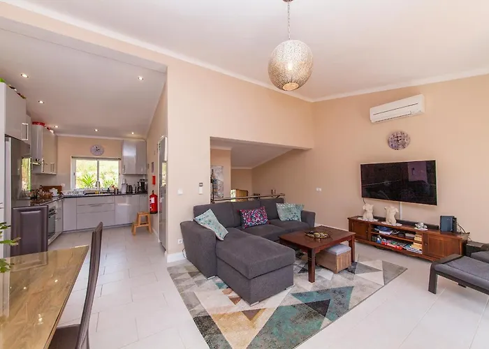 B89 - Porto Dona Maria Apartment